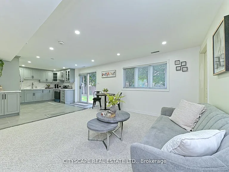 354 Plains Rd W — Photo 11