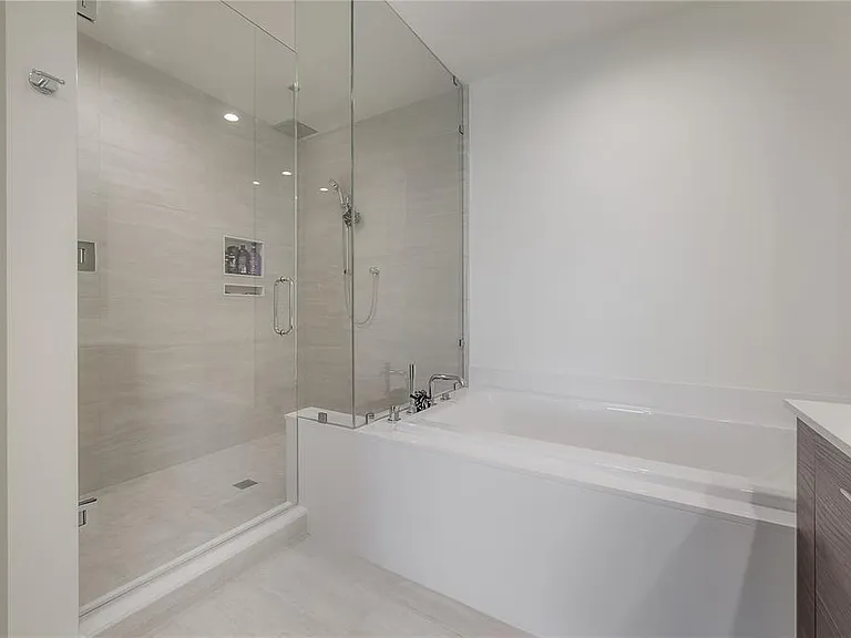 2103 Bayshore Blvd #802 — Photo 18