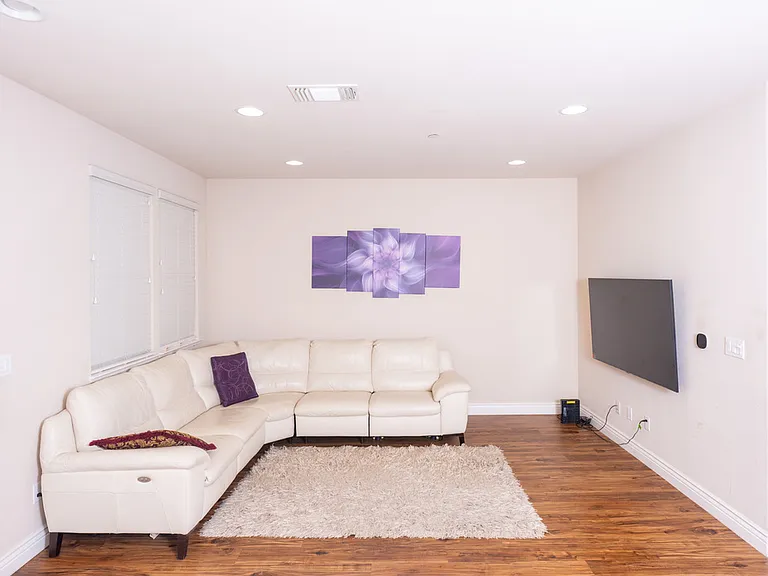 2178 Panorama Ct — Photo 9