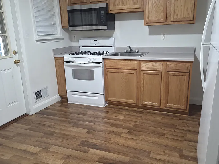 1615 Naturo Rd — Photo 3