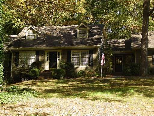 3rd image of 3410 Hickory View Dr NW