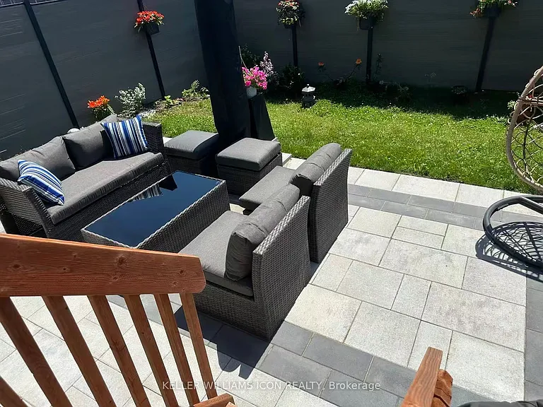 1028 Speedvale Ct — Photo 17
