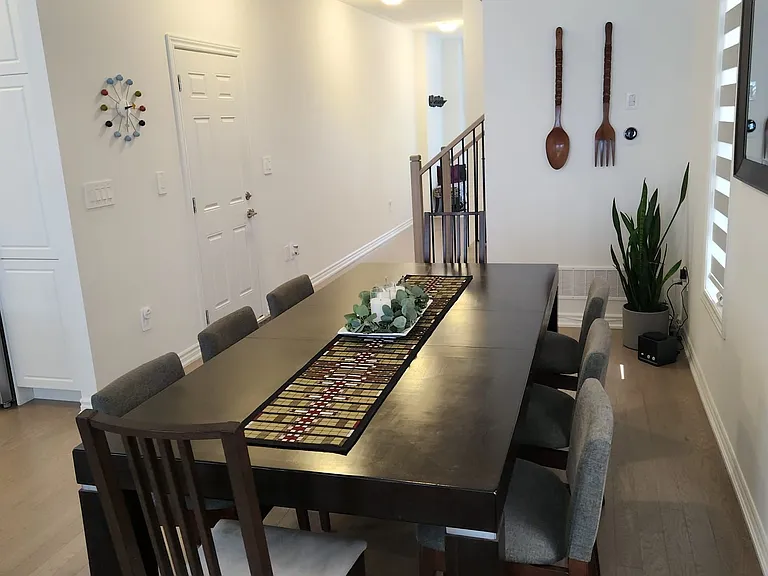 292 Bergamot Ave — Photo 6