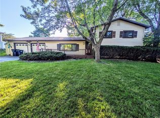 115 Amsden Dr, Rochester, NY 14623