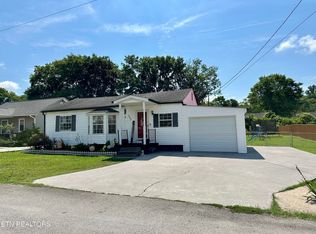 505 Cherokee Ave, Clinton, TN 37716