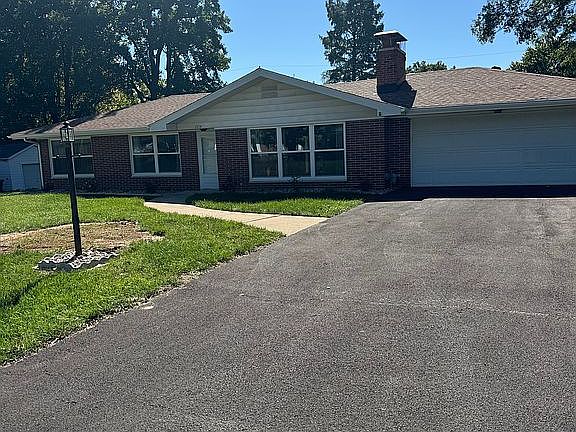 2nd image of 7114 Carr Dr