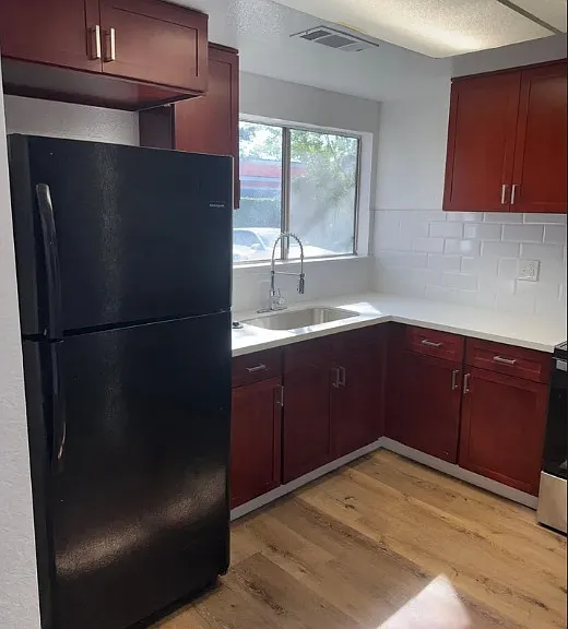2116 Mount Vernon Dr — Photo 4