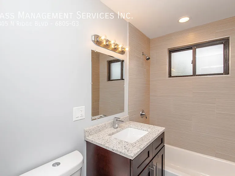 6801-09 N Ridge Blvd — Photo 45