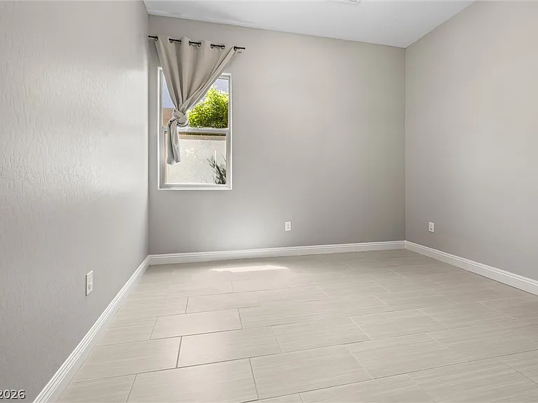 9868 Heather Moore Ave — Photo 19