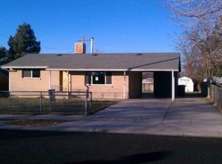 819 E Larkspur Dr, Sandy, UT 84094