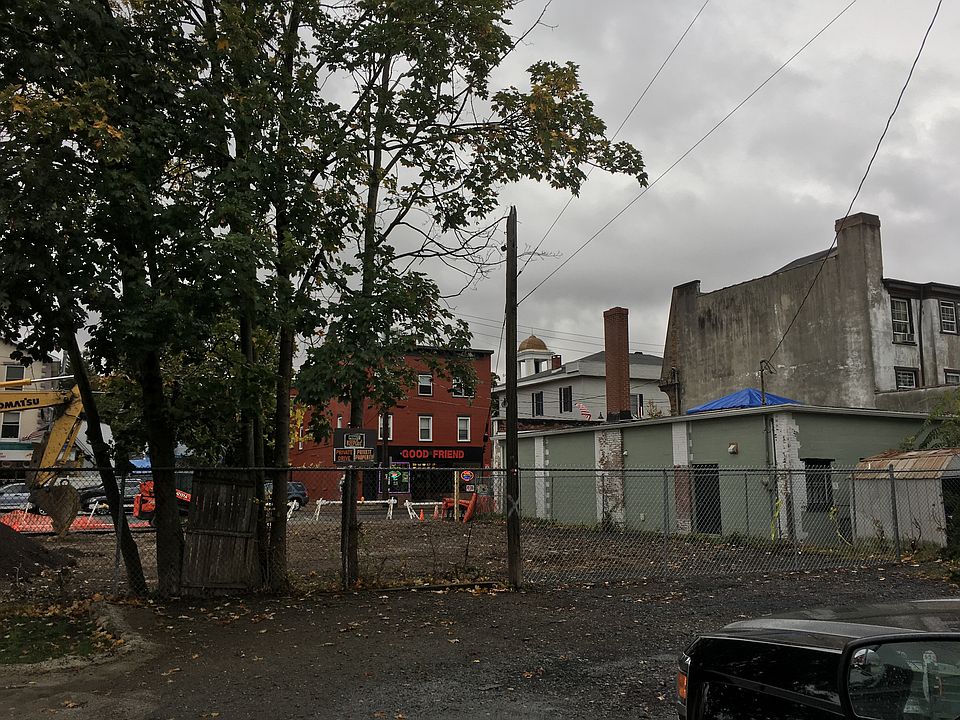 1st image of 184 Pike St #186