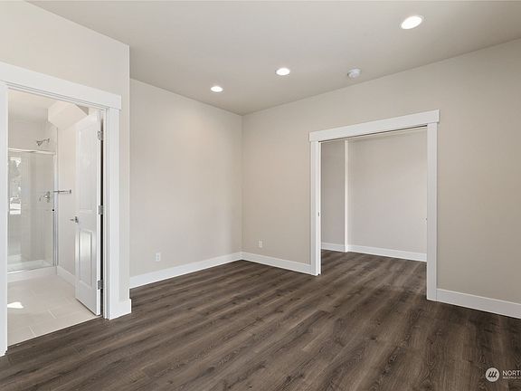 4th image of 12801 73rd Ave E
