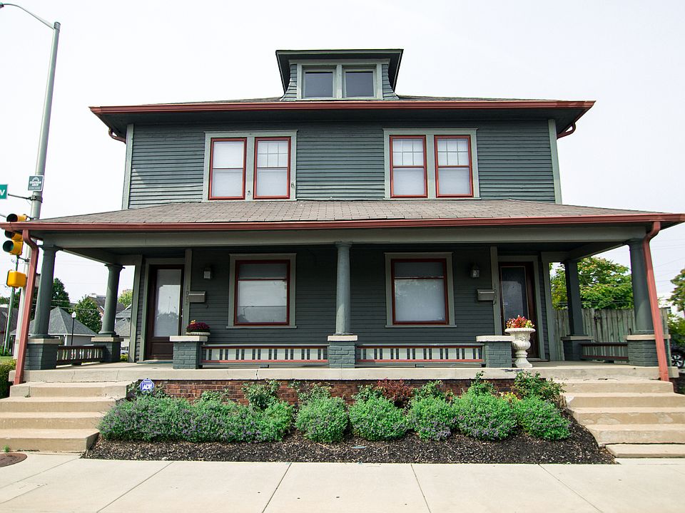 1st image of 1002 N College Ave