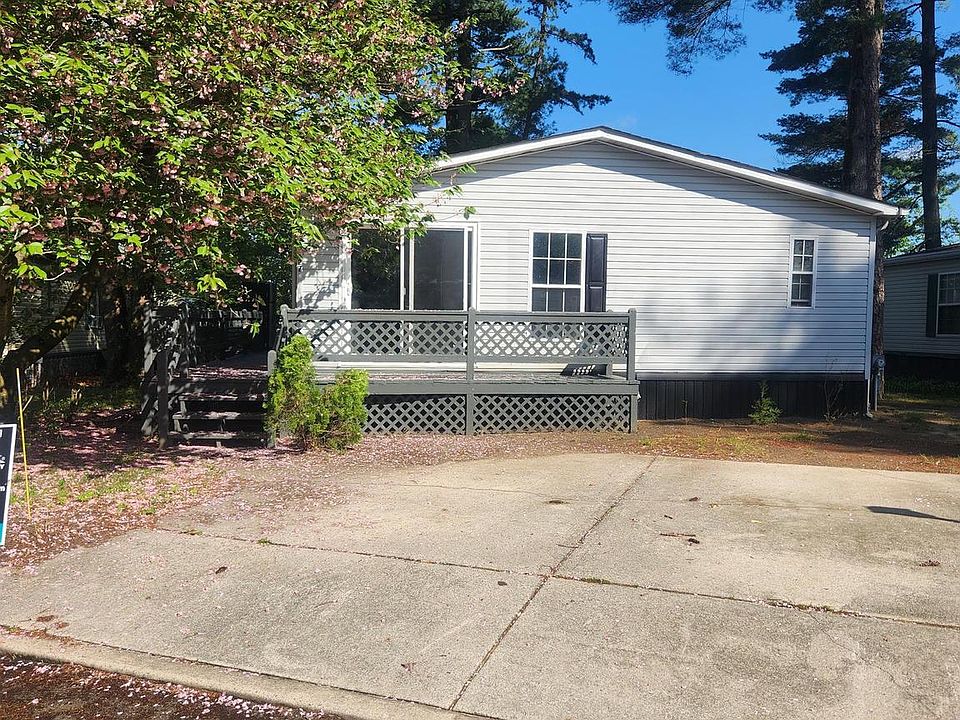 1st image of 800 College Dr #127