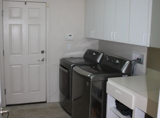 1033 Boundary Line St, Henderson, NV 89002