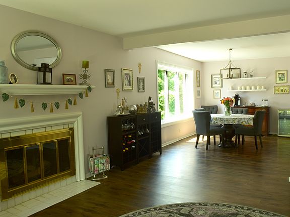 5th image of 301 Lake Hinsdale Dr APT 312