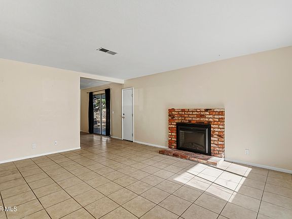 4th image of 40015 172nd St E