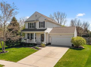 16607 Loop St, Omaha, NE 68136