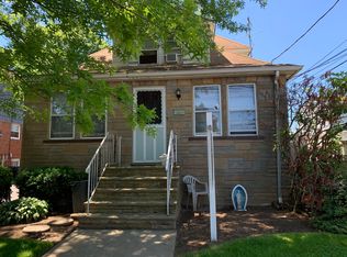 82 Hunnewell Ave, Elmont, NY 11003