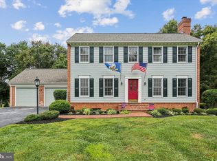 17624 Longdraft Rd, Gaithersburg, MD 20878