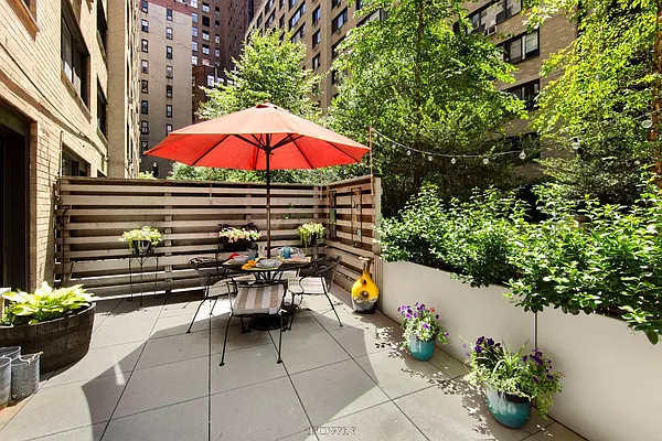 Sold by Town Residential | media 5