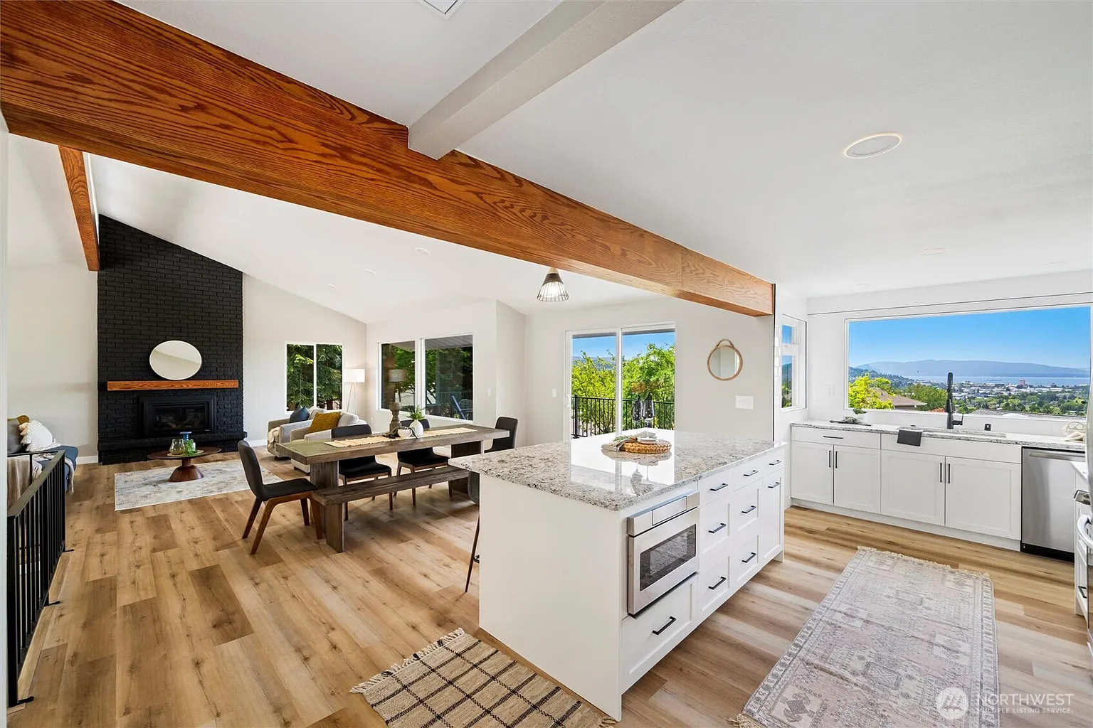 3020 Alpine Drive photo 1