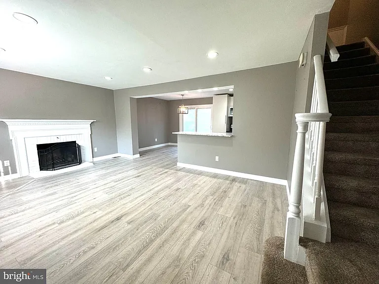 129 New Albany Rd #A — Photo 2