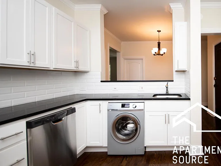 312 Lee St #2 — Photo 1