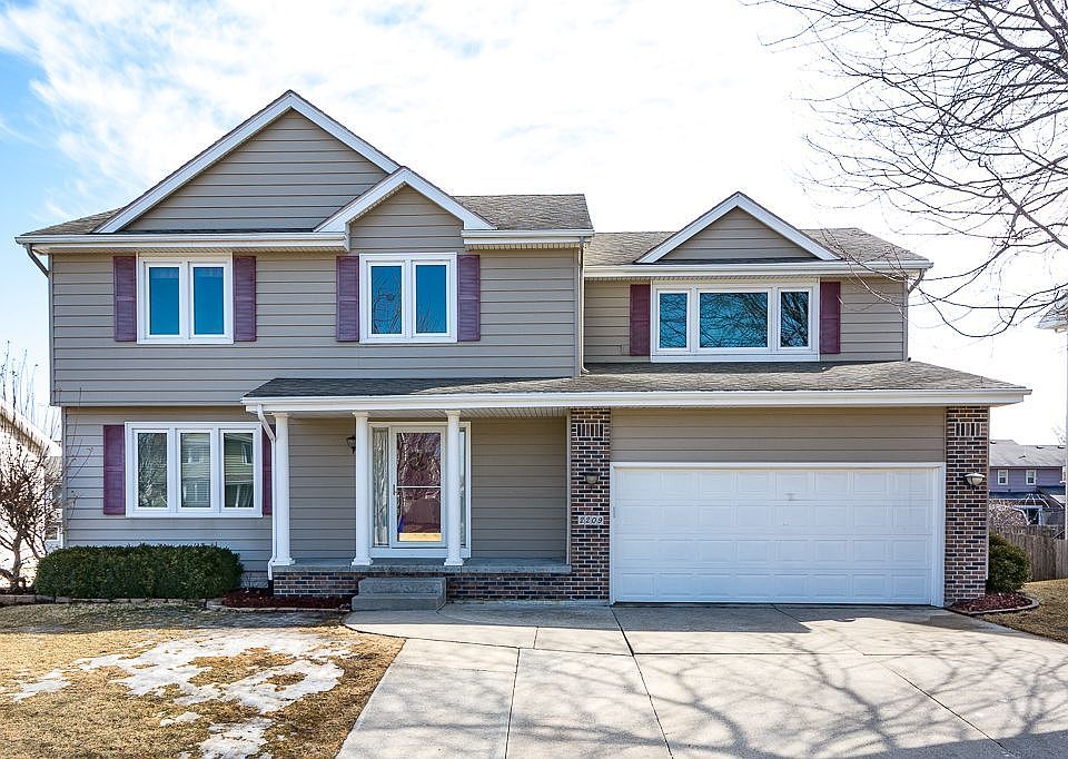 1st image of 2209 NW Parkridge Dr