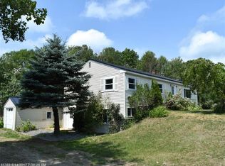 109 Annabessacook Rd, Winthrop, ME 04364