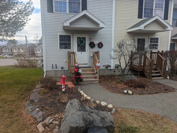 30 River Village Drive #30, Milford, ME 04461