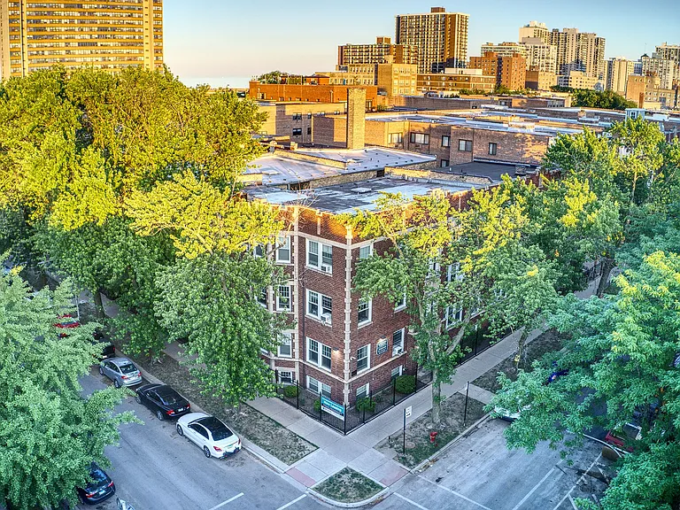 6035-6045 N Winthrop Ave #1055-1067 — Photo 5