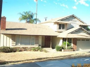 696 W 16th St, Upland, CA 91784