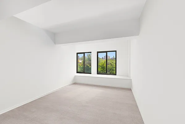 Rented by Compass | media 16