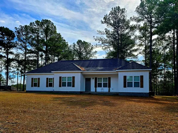 153 Clare Rd, Fitzgerald, GA 31750