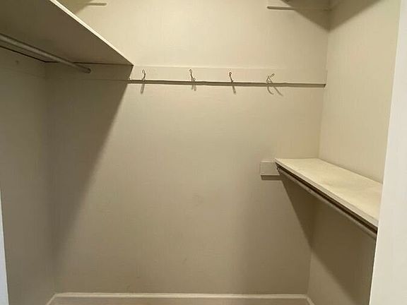 3rd image of 1002 SW 11th Ave Unit 10
