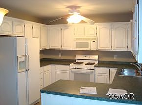 4th image of 308 Christopher Dr