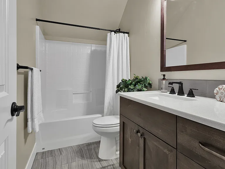 904 N Tullshire Way — Photo 23