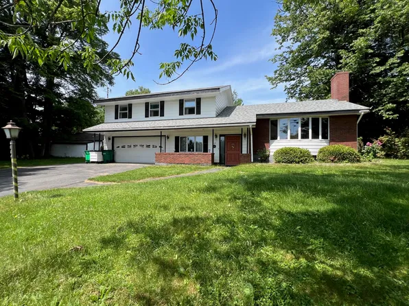 360 Garland Road, Dexter, ME 04930