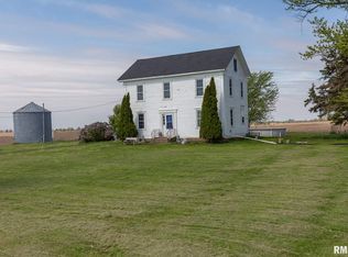 10699 E 600th St, Lynn Center, IL 61262