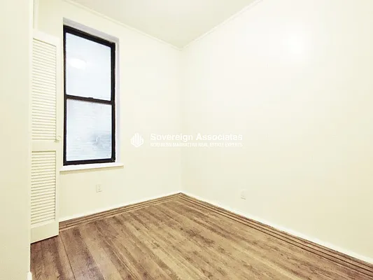 Rented by Sovereign Associates | media 7