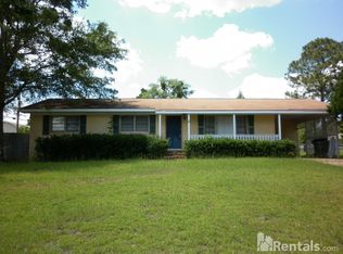 300 Deerfield Dr, Enterprise, AL 36330