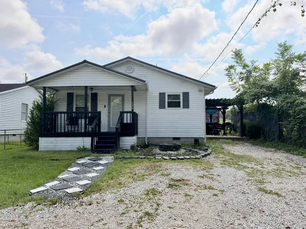 105 Daisy Dr, Huntington, WV 25705