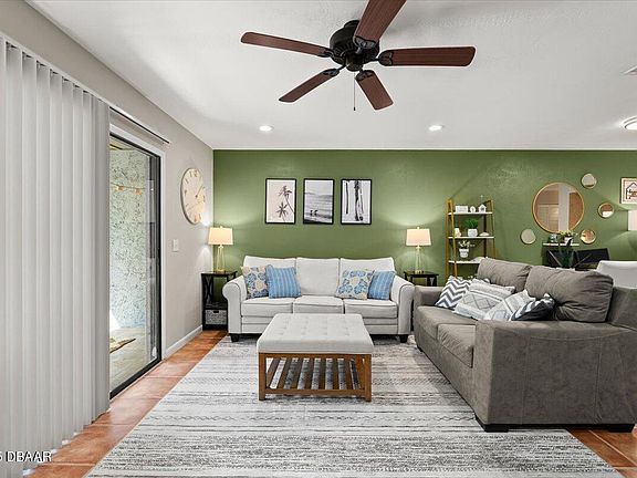 5th image of 140 Limewood Pl Unit 3