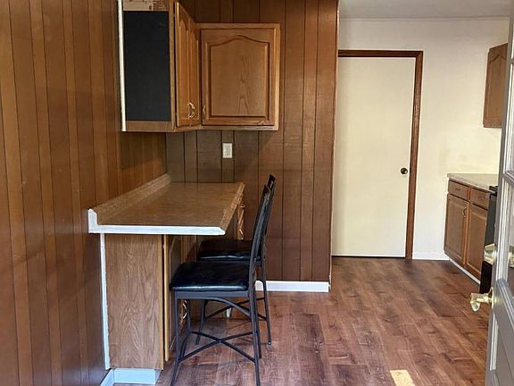 2nd image of 132 Atwood Dr
