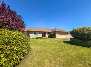 364 SE Davis Ct, Dallas, OR 97338