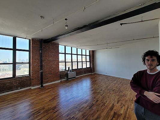 3rd image of 54 Knickerbocker Ave APT 3A