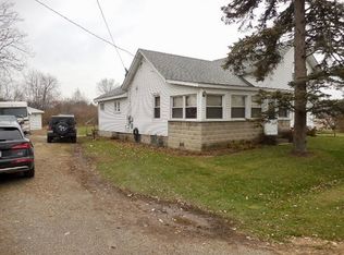 13294 Dunlap Rd, La Salle, MI 48145