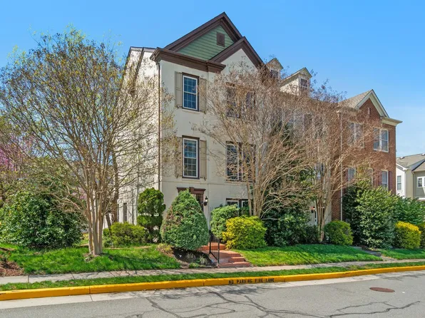 188 Flowering Dogwood Ter SE, Leesburg, VA 20175