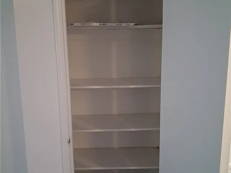 2100 Sunrise Ave #6 — Photo 14